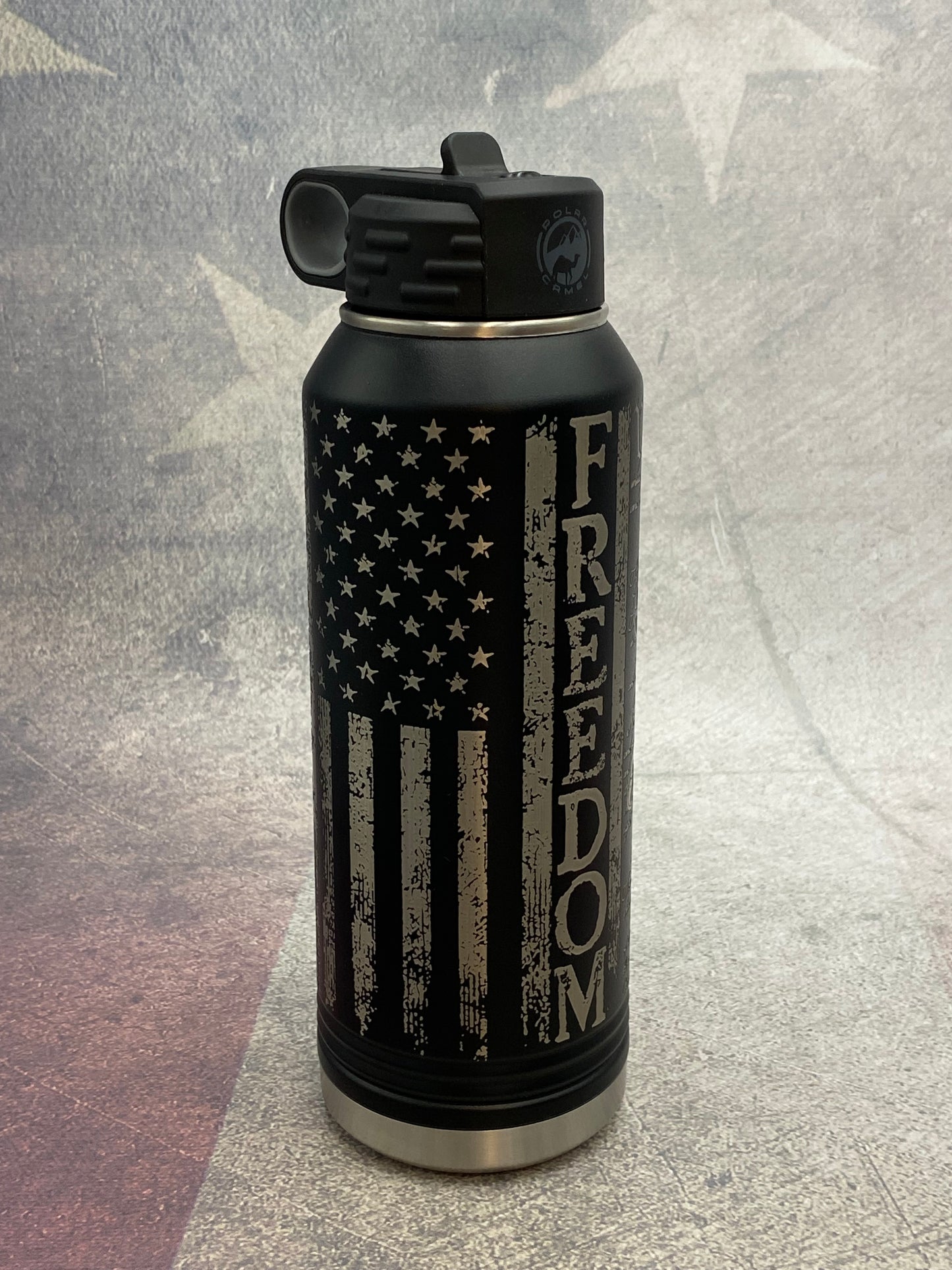 32oz Black Bottle - Freedom